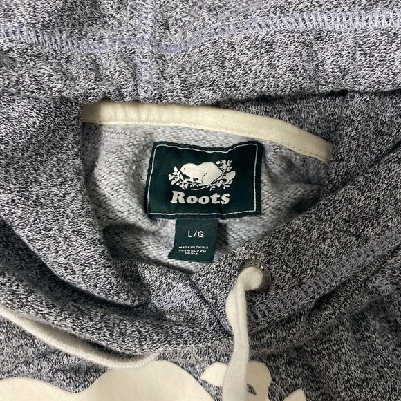 Roots women’s hoody size Large - Picture 2 of 2